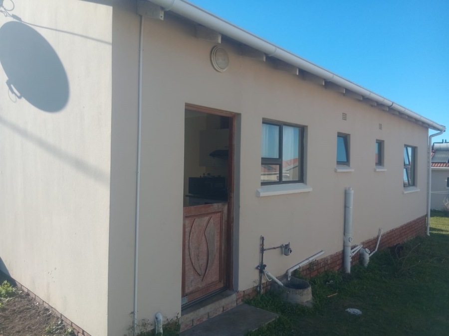 3 Bedroom Property for Sale in Graceland Eastern Cape